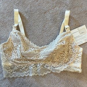 Cream Lace Maternity/Nursing Bra Size 4
